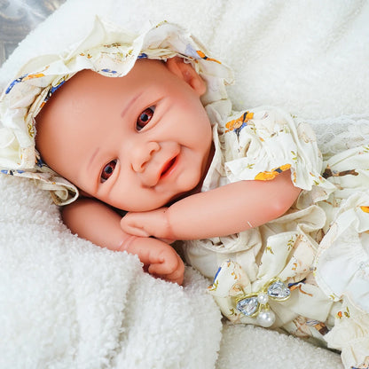 Weighted Baby Girl 18.9" Lifelike Full Body Silicone Reborn Dolls Soft Handmade Newborn Dolls for Collector Gift